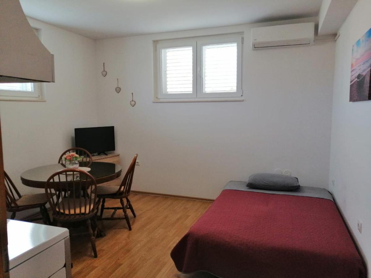 Apartman Anamarija Сплит Екстериор снимка
